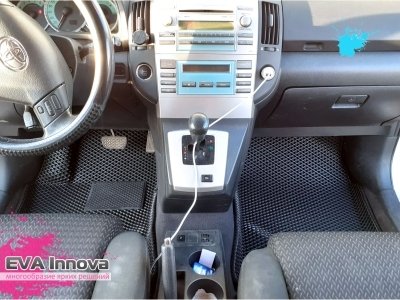 Коврики EVA 3D c бортами для Toyota Corolla Verso 2004 - 2009