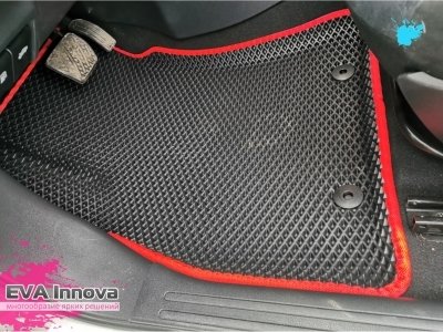 Коврики EVA 3D c бортами для Nissan Juke 2010 - наст. время