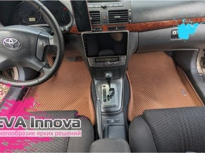 Коврики EVA 3D c бортами для Toyota Avensis II 2003- 2009